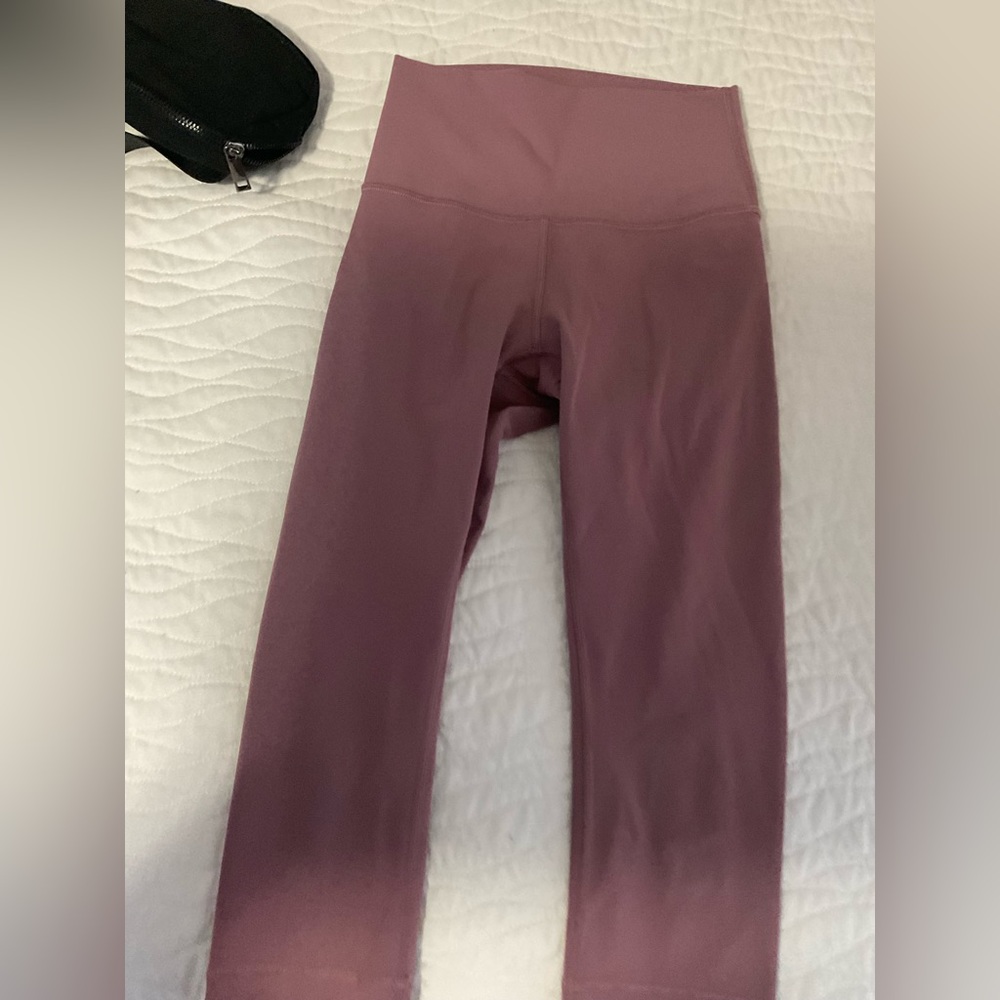 Lululemon pink leggings